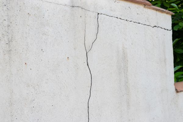 Cost of Foundation Crack Patching in Folsom